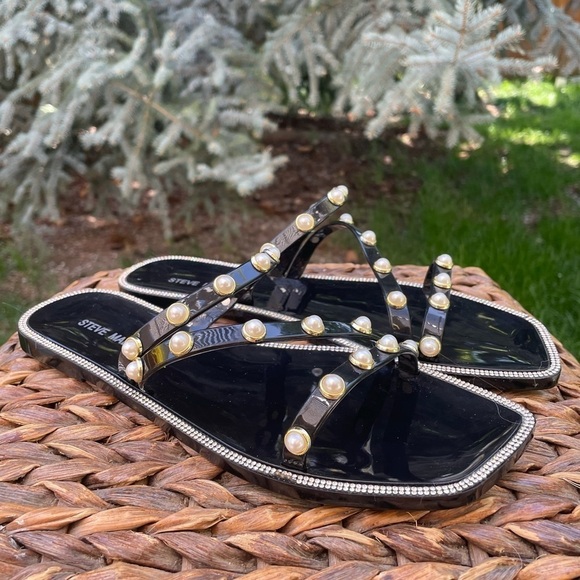 NEW Steve Madden Yalsa Black Jelly Pearl Embellished Flat Slide Sandals.  Size 9 - Picture 2 of 7